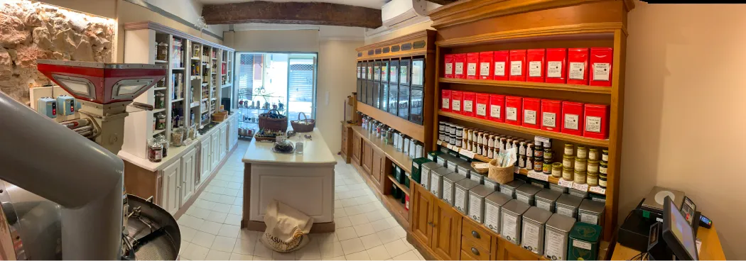 Cafés du monde en grains et moulus à Pierrefeu